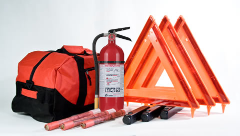 USKITS DOT Compliant Truck Kit in Duffel Bag with 5lb 3A40BC Fire Extinguisher